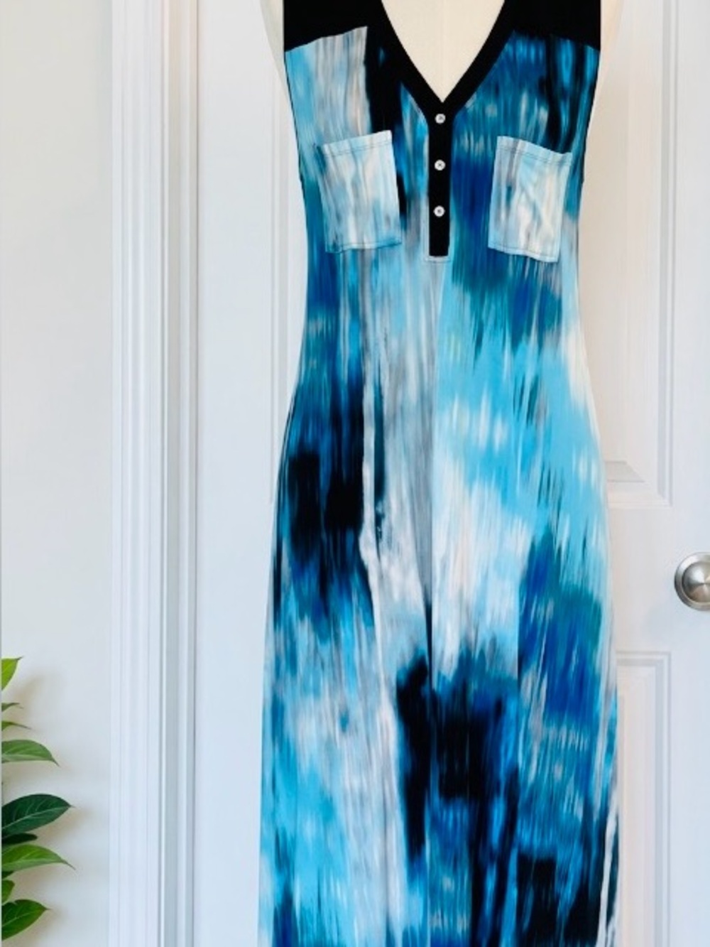 Blue Tie-Dye Maxi Dress with Contrast Trim